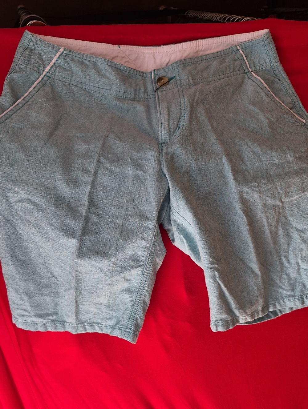 Columbia Light Blue Women’s Casual Shorts Size 6